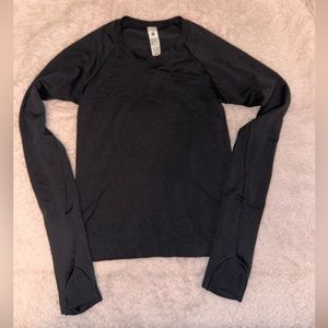 Lululemon Swiftly Long Sleeve Race Length
